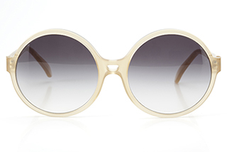 La Passante, Sonnenbrille 70ies, nude 