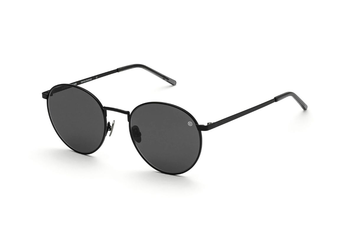 Nirvan Javan, SHADES OF CHICAGO 06:01:05 (CST) 