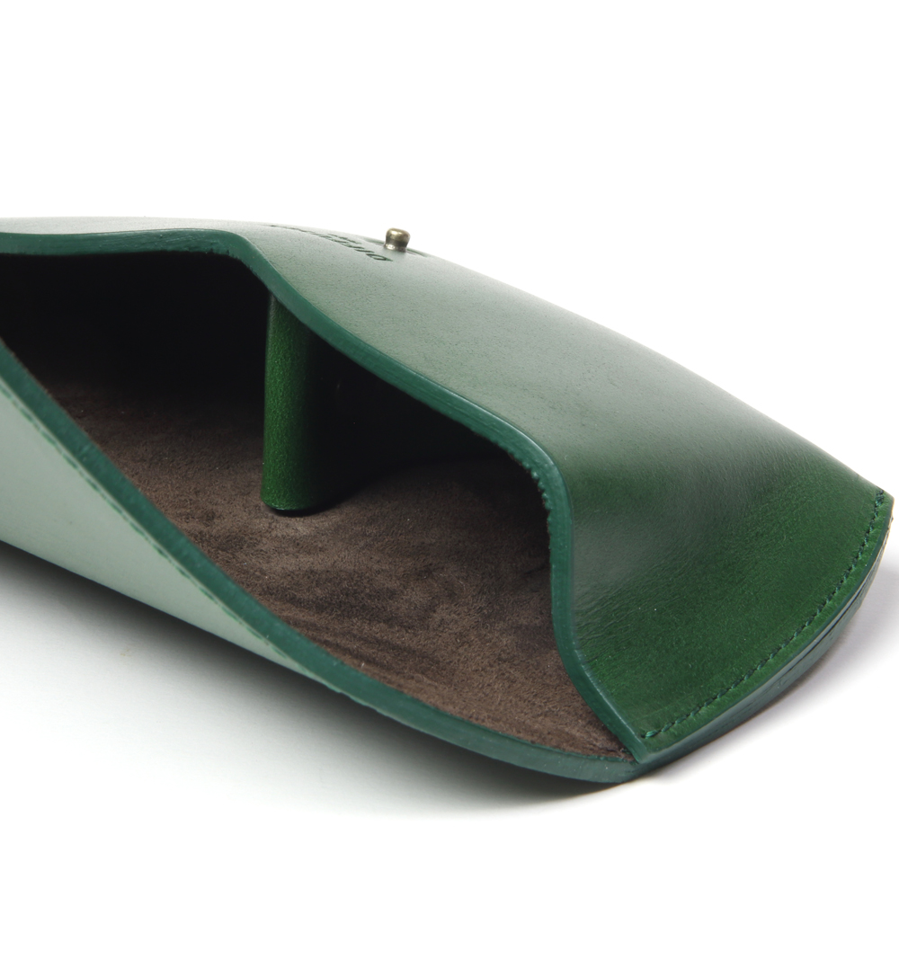 DIFFUSER OIL LEATHER EYEWEAR CASE, GREEN 