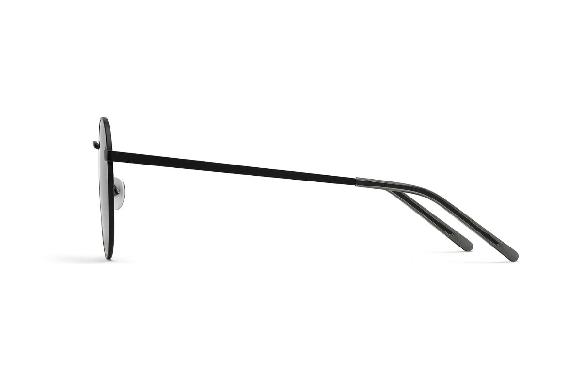 Nirvan Javan, SHADES OF CHICAGO 06:01:05 (CST) 